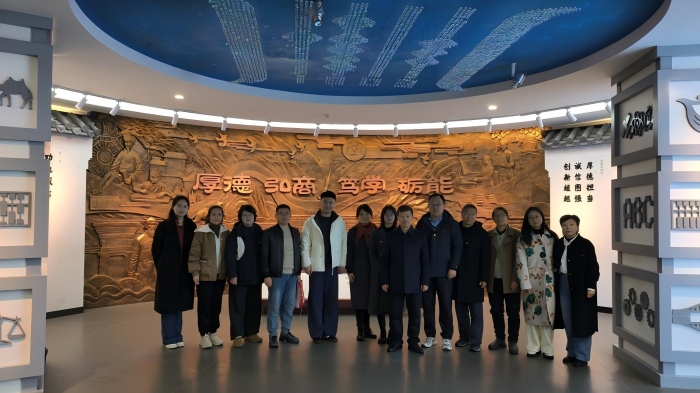 图片2.jpg 图片2.jpg