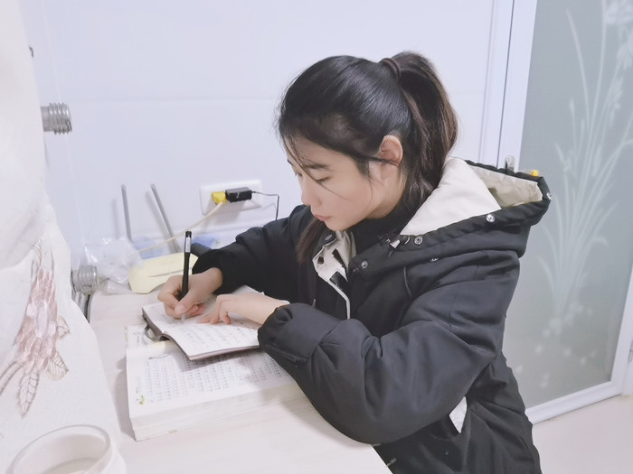 付德婉.jpg